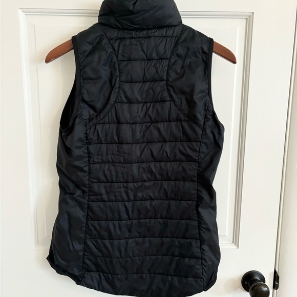 Michael kors black puffer vest size XS - Picture 3 of 4